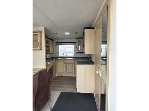 Atlas Debonair  11.00 x 3.70