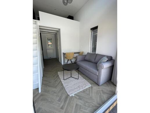 Maeve Tiny House direct leverb.