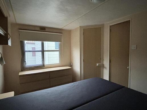 Atlas Debonair  11.00 x 3.70