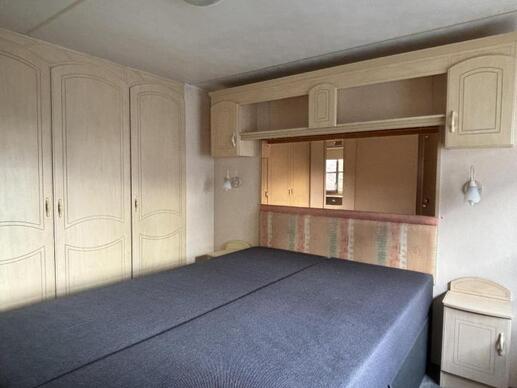 Atlas Debonair  11.00 x 3.70