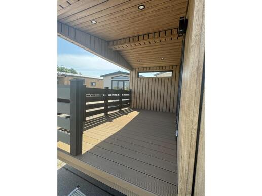 Unique De Luxe  inpandig terras  900