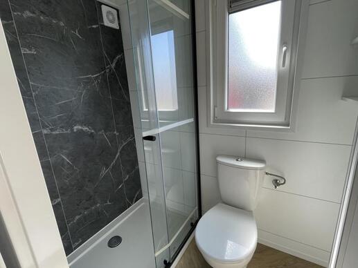 Maeve Tiny House direct leverb.